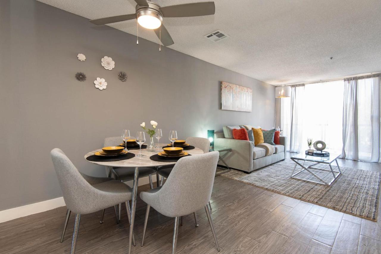 לוס אנג'לס Luxury One Bedroom Apartments Free Parking&Pool מראה חיצוני תמונה
